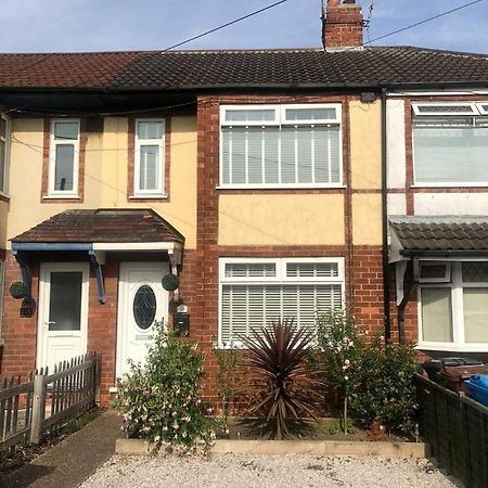Entire Residential Property With Parking キングストン・アポン・ハル エクステリア 写真