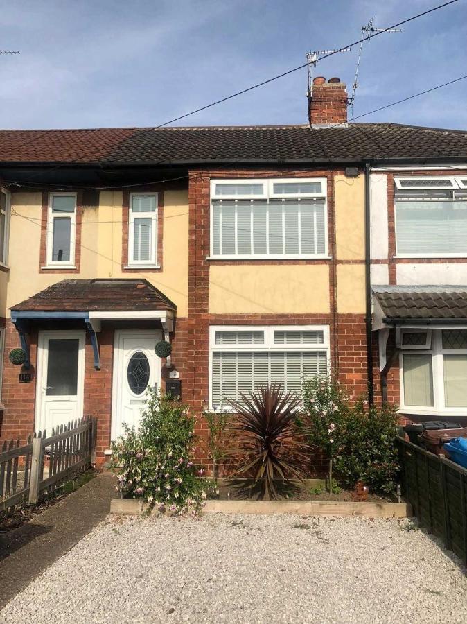 Entire Residential Property With Parking キングストン・アポン・ハル エクステリア 写真